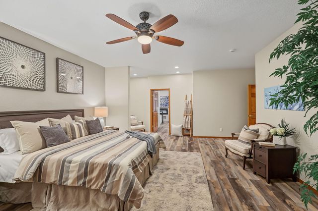 334 Vineyard Road NW, Los Ranchos, NM 87107