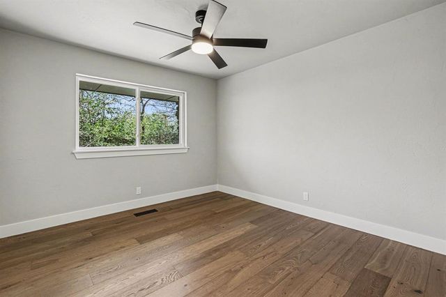 3870 Bristol Drive, Norman, OK 73072