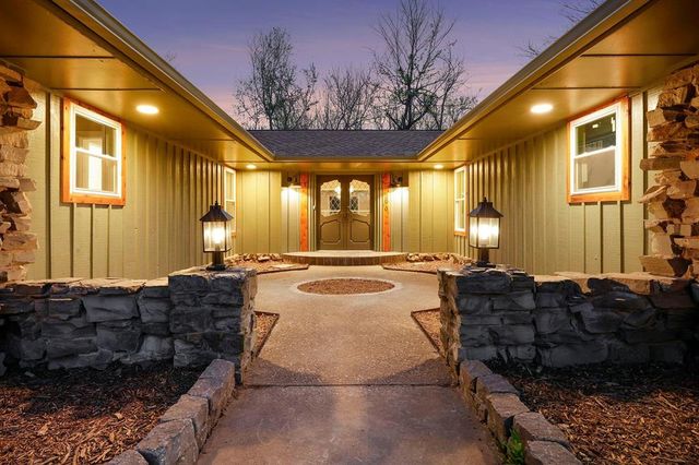 3870 Bristol Drive, Norman, OK 73072