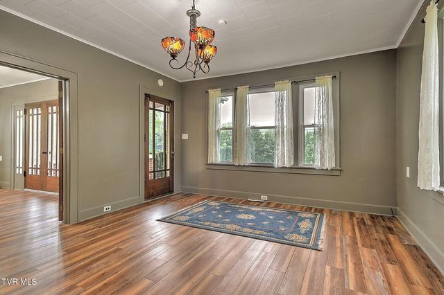 1433 Highway 126, Bristol, TN 37620