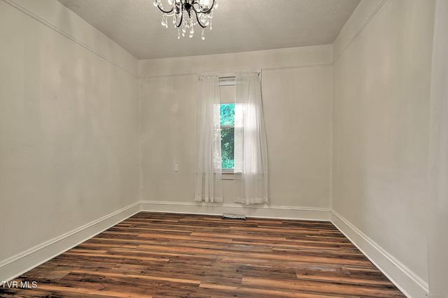 1433 Highway 126, Bristol, TN 37620