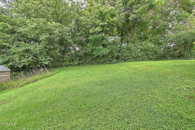 1433 Highway 126, Bristol, TN 37620