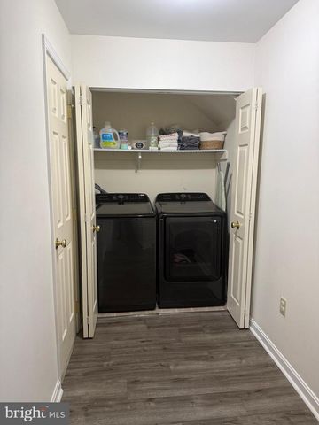 151 PEREGRINE LN, Hummelstown, PA 17036