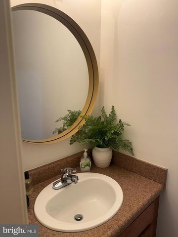 151 PEREGRINE LN, Hummelstown, PA 17036