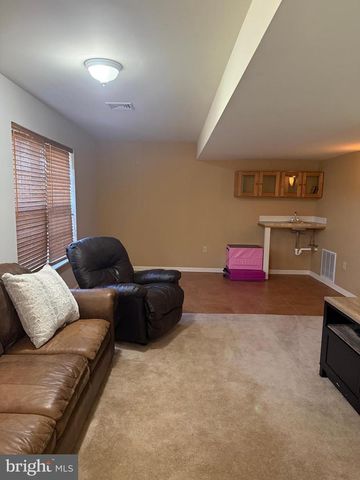 151 PEREGRINE LN, Hummelstown, PA 17036