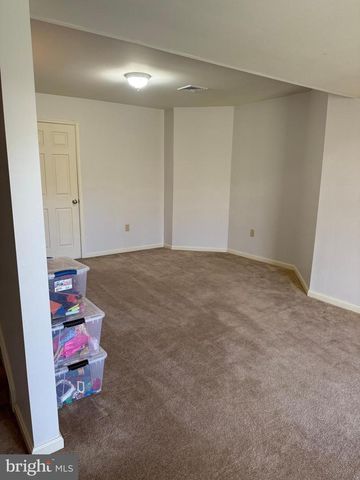 151 PEREGRINE LN, Hummelstown, PA 17036