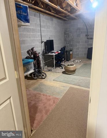 151 PEREGRINE LN, Hummelstown, PA 17036