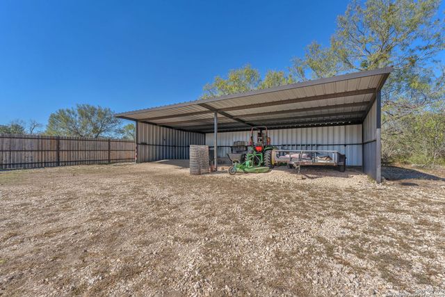 12303 pearsall, Atascosa, TX 78002