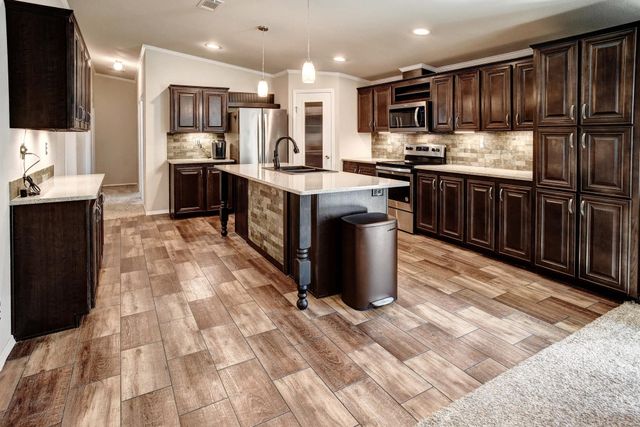 1024 Sand Hills RD, Red Rock, TX 78662