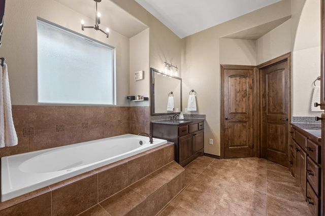 1612 High Lonesome, Leander, TX 78641