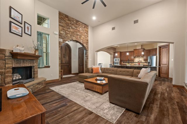 1612 High Lonesome, Leander, TX 78641