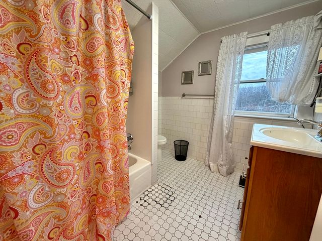 157 Riverview Ave FURNISHED, Waltham, MA 02453