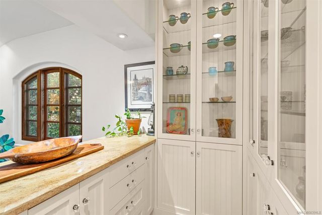 2563 Via Pisa, Del Mar, CA 92014