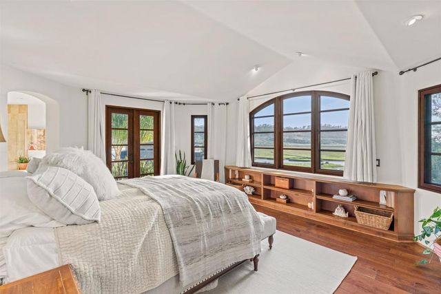 2563 Via Pisa, Del Mar, CA 92014