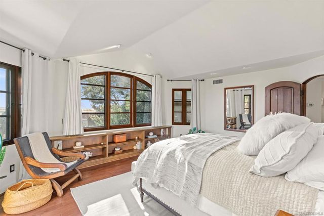 2563 Via Pisa, Del Mar, CA 92014