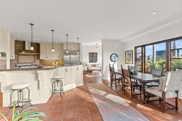 2563 Via Pisa, Del Mar, CA 92014