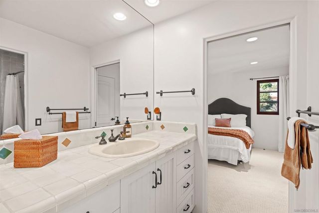 2563 Via Pisa, Del Mar, CA 92014