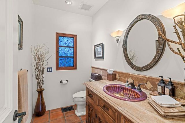 2563 Via Pisa, Del Mar, CA 92014