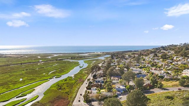 2563 Via Pisa, Del Mar, CA 92014