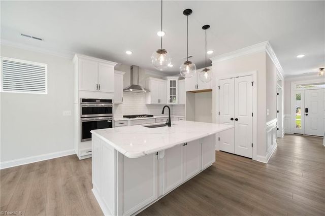 2153 Castle Stone Court, Kernersville, NC 27284