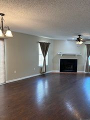 15550 Riverdale Ave, Baton Rouge, LA 70816