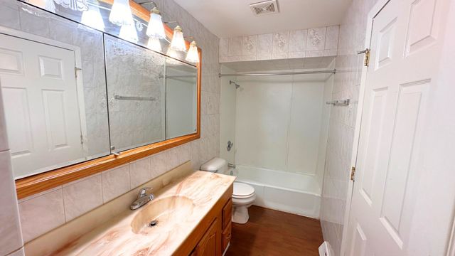 6024 BEECHWOOD Road, Matteson, IL 60443