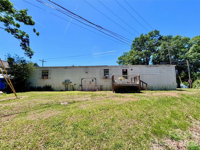 126 West Street, Ellenboro, NC 28040