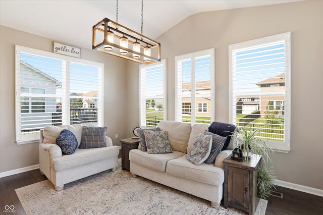10540 Meriman Court, Fishers, IN 46040