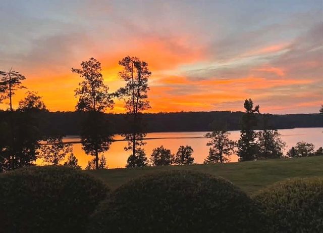 410 CR 261 RD, Iuka, MS 38852