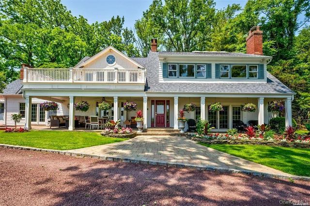 16 Beach Road, Northport, NY 11768