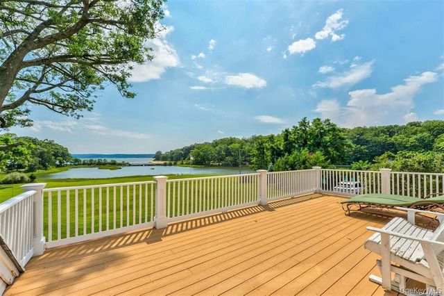 16 Beach Road, Northport, NY 11768