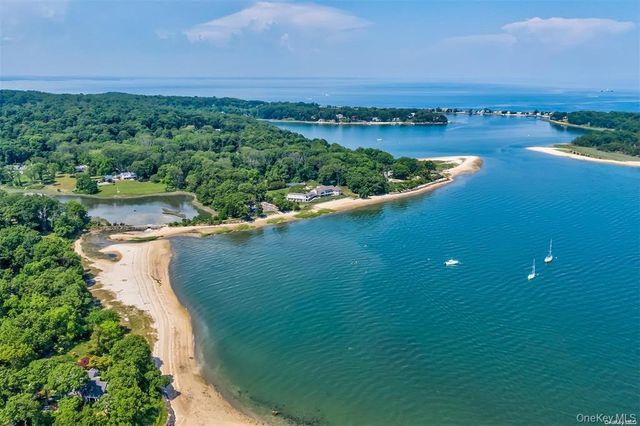 16 Beach Road, Northport, NY 11768