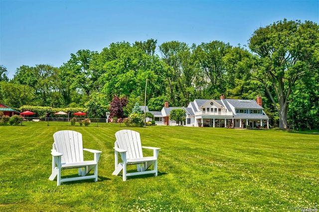 16 Beach Road, Northport, NY 11768