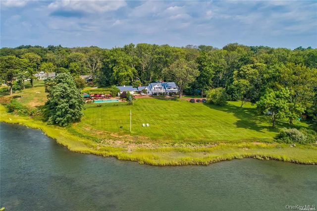 16 Beach Road, Northport, NY 11768
