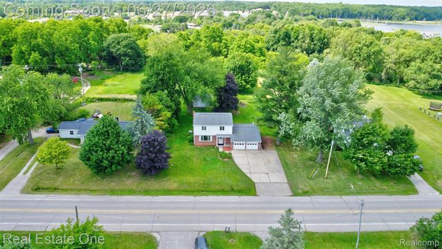 10379 Hegel Road, Atlas Township, MI 48438
