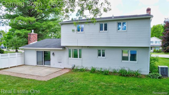 10379 Hegel Road, Atlas Township, MI 48438