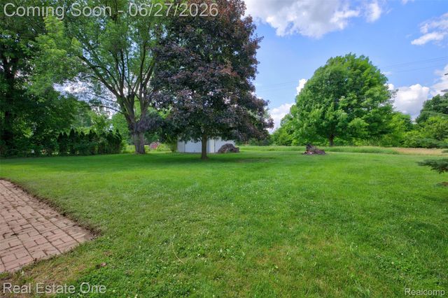 10379 Hegel Road, Atlas Township, MI 48438