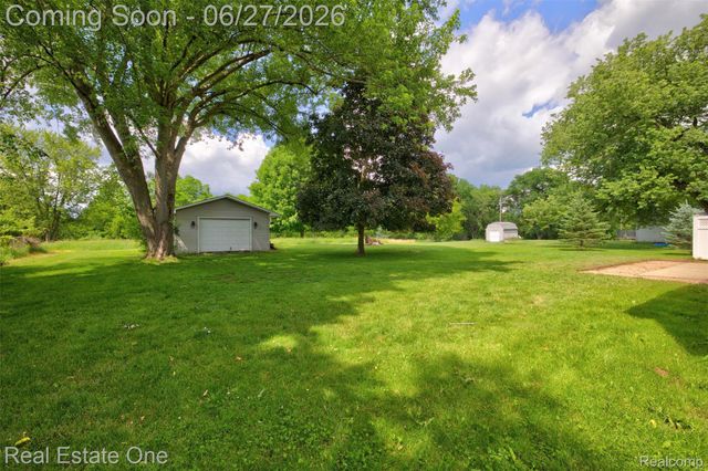 10379 Hegel Road, Atlas Township, MI 48438