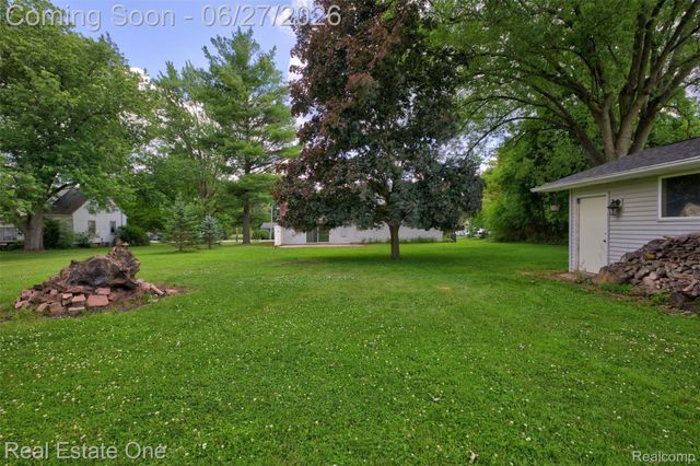 10379 Hegel Road, Atlas Township, MI 48438