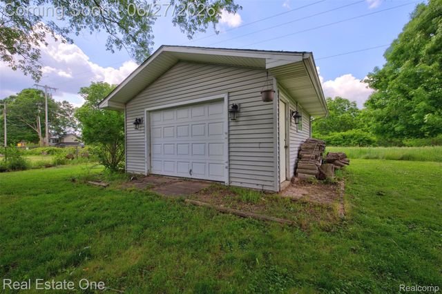 10379 Hegel Road, Atlas Township, MI 48438