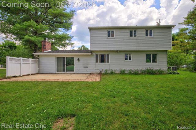 10379 Hegel Road, Atlas Township, MI 48438