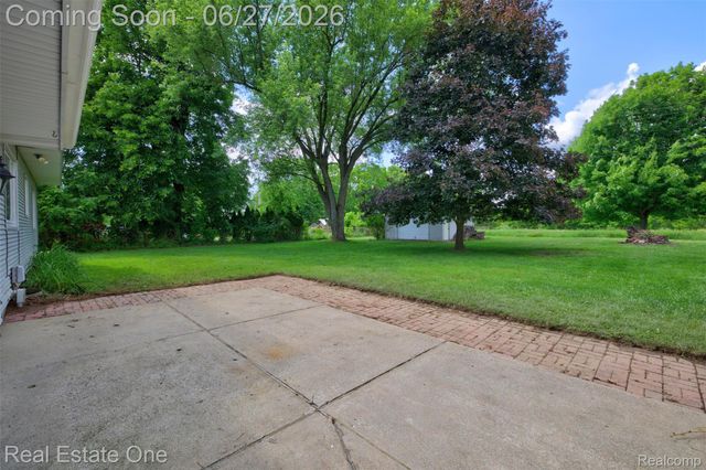 10379 Hegel Road, Atlas Township, MI 48438