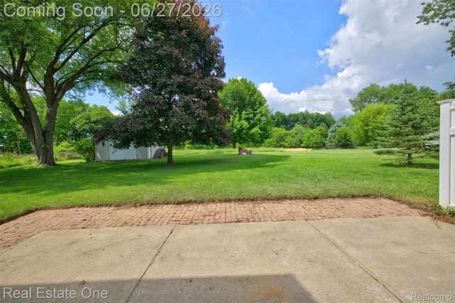 10379 Hegel Road, Atlas Township, MI 48438