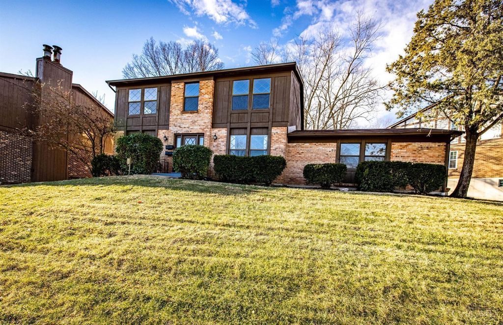 2903 Wardall Ave, Cincinnati, OH 45211