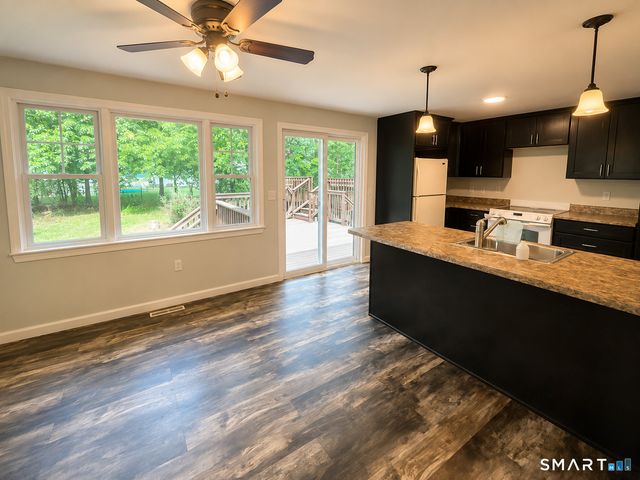 21 Larson Drive, North Haven, CT 06473