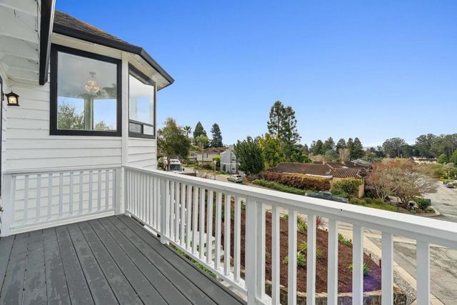 607 Saint Andrews Drive, Aptos, CA 95003