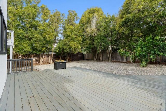 607 Saint Andrews Drive, Aptos, CA 95003