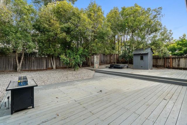 607 Saint Andrews Drive, Aptos, CA 95003
