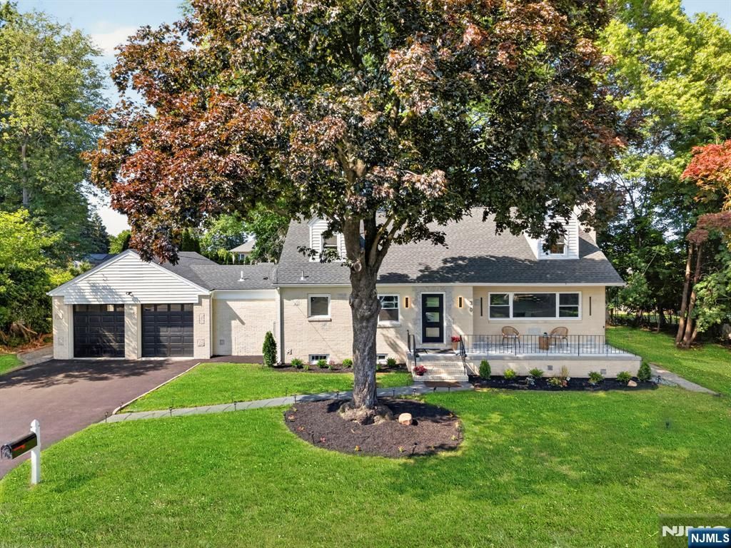 30 Birch Street, Emerson, NJ 07630