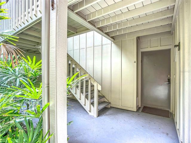 2220 BAHIA VISTA ST G4, Sarasota, FL 34239